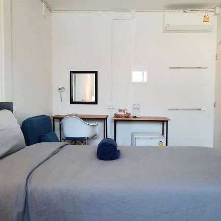 Pingplalee Female House Bed and Breakfast Bangkok Buitenkant foto