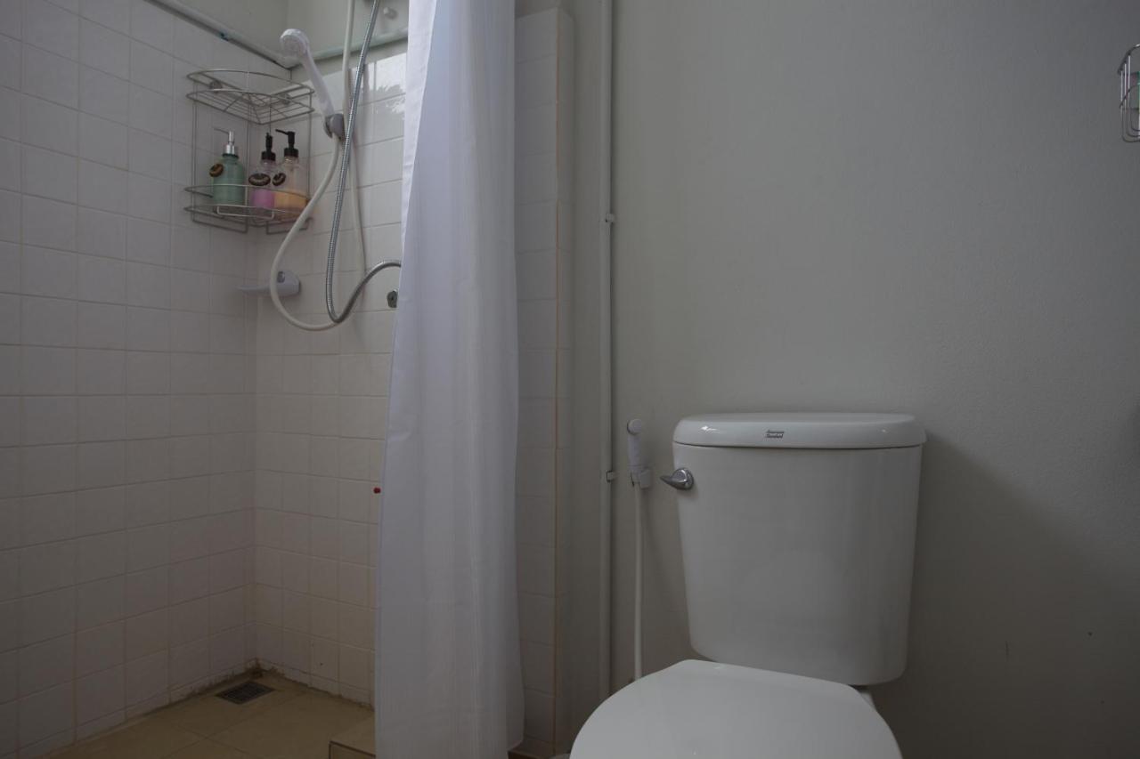 Pingplalee Female House Bed and Breakfast Bangkok Buitenkant foto
