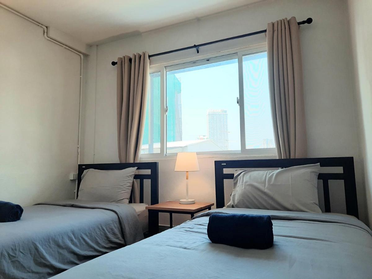 Pingplalee Female House Bed and Breakfast Bangkok Buitenkant foto