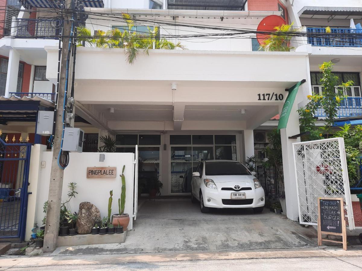 Pingplalee Female House Bed and Breakfast Bangkok Buitenkant foto